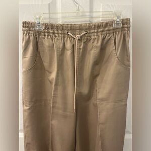Emerald Club size medium tan elastic tie waist pants